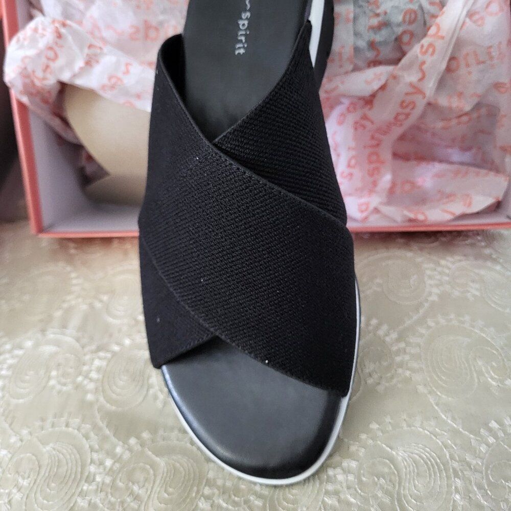 Easy spirit sandals